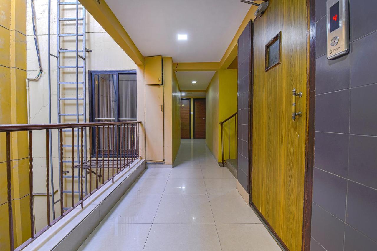 Fabhotel Rb Residency Surat Zewnętrze zdjęcie