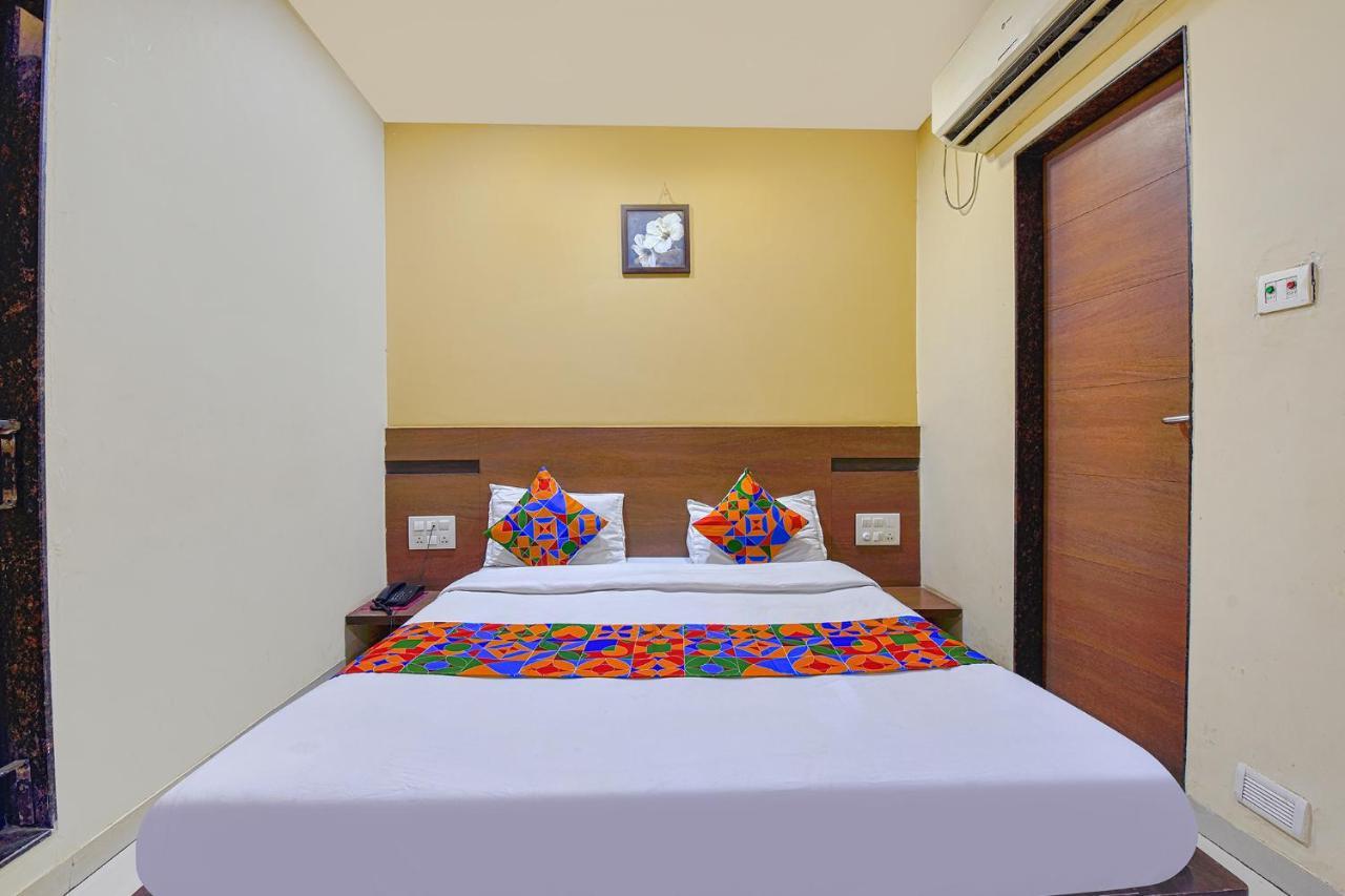 Fabhotel Rb Residency Surat Zewnętrze zdjęcie